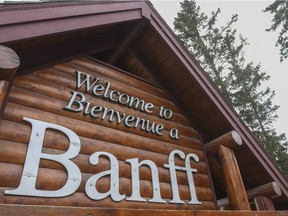 Local Input~ Crystal Schick/ Calgary Herald CALGARY, AB STK -- Welcome to Banff signage on the boundary of the town. --  (Crystal Schick/Calgary Herald) (For STK story by  TBA)   /// 0422 banff homes ORG XMIT: POS2015042109135526  0422 na banff homes