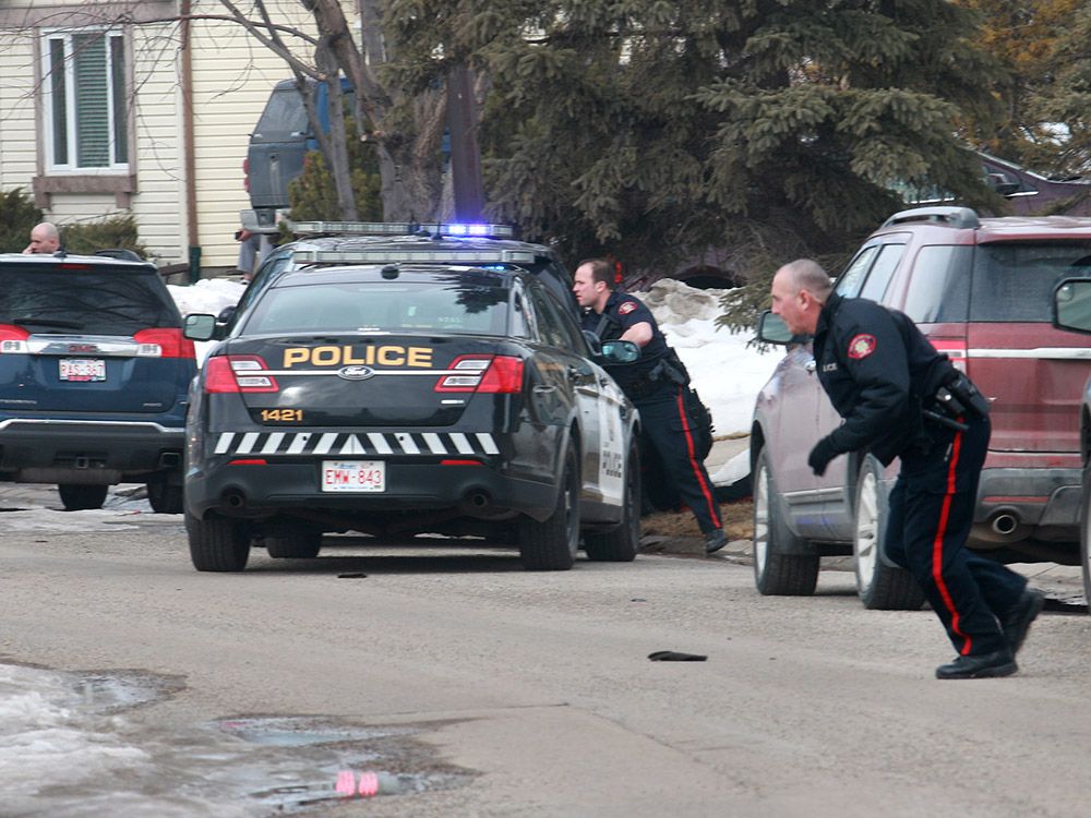 Gallery: Police Officer Shot In Northeast Calgary | Calgary Sun