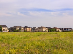 Ranchers Rise at Okotoks Air Ranch