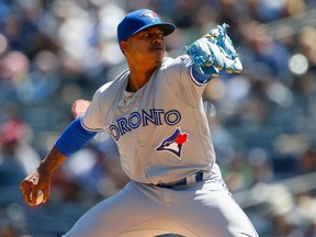 Marcus Stroman of the Toronto Blue Jays pitches in the first inning against the New York Yankees at Yankee Stadium on April 21, 2018. (JIM McISAAC/Getty Images)