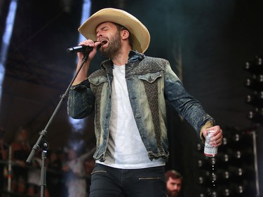 Country artist Dean Brody performs on day two of the 3rd annual Country Thunder music festival held at Prairie Winds Park in northeast Calgary Saturday, August 18, 2018. Dean Pilling/Postmedia