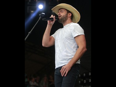 Country artist Dean Brody performs on day two of the 3rd annual Country Thunder music festival held at Prairie Winds Park in northeast Calgary Saturday, August 18, 2018. Dean Pilling/Postmedia