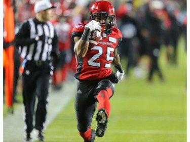 The Calgary Stampeders' Don Jackson runs in the ball for a touch down during the first half of the 106th Grey Cup at Commonwealth Stadium in Edmonton on Sunday November 25, 2018.