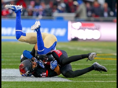 Calgary Stampeders Eric Rogers makes a catch against the Winnipeg Blue Bombers during the 2018 CFL Western Final in Calgary on Sunday, November 18, 2018. Al Charest/Postmedia