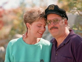 This Oct. 25, 1995 file photo shows Toni Tennille, left, and Daryl Dragon, the singing duo The Captain and Tennille, posing during an interview in at their home in Washoe Valley, south of Reno, Nev. (AP Photo/David B. Parker, File)