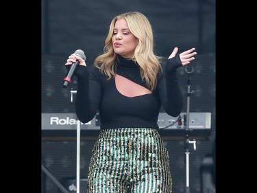 Lauren Alaina performs on the second day of the Country Thunder music festival, held at Prairie Winds Park in Calgary Saturday, August 17, 2019. Dean Pilling/Postmedia