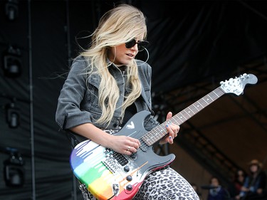 Country musician Lindsay Ell performs on the first day of the Country Thunder music festival, held at Prairie Winds Park in Calgary Friday, August 16, 2019. Dean Pilling/Postmedia