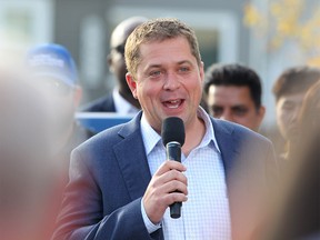 Conservative Party Leader Andrew Scheer speaks to hundreds of supporters in NE Calgary during his election campaign.Monday, September 16, 2019. Brendan Miller/Postmedia