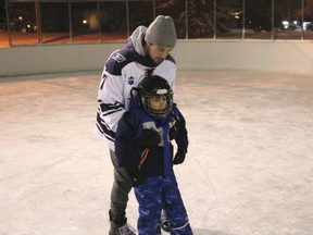 The Mount Royal University Cougars have come out to provide free one-hour skating lessons in partnership with the Rutland Park Community Association.