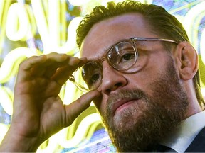 Conor McGregor will, apparently, step back into the boxing world for a bout against Manny Pacquaio.
