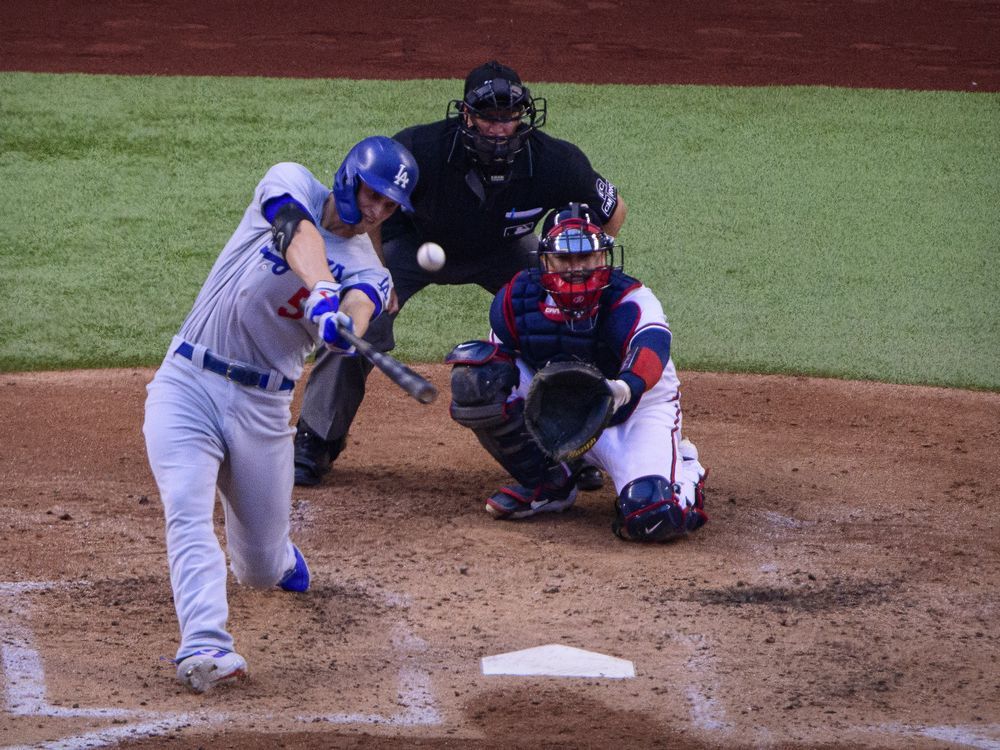 Cody Bellinger's home run helps Dodgers stun Braves in NLCS
