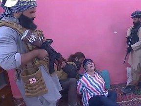 Iraqi pranksters trick comic actress Nessma into believing they are ISIS terrorists and that she has been kidnapped.