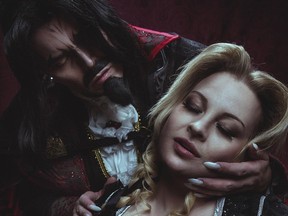 Richard Bowden and Lindsey Bladon in their cosplay roles of Dracula and Lisa from Netflix's Castlevania. Photo by Alexandra Lee Photography.