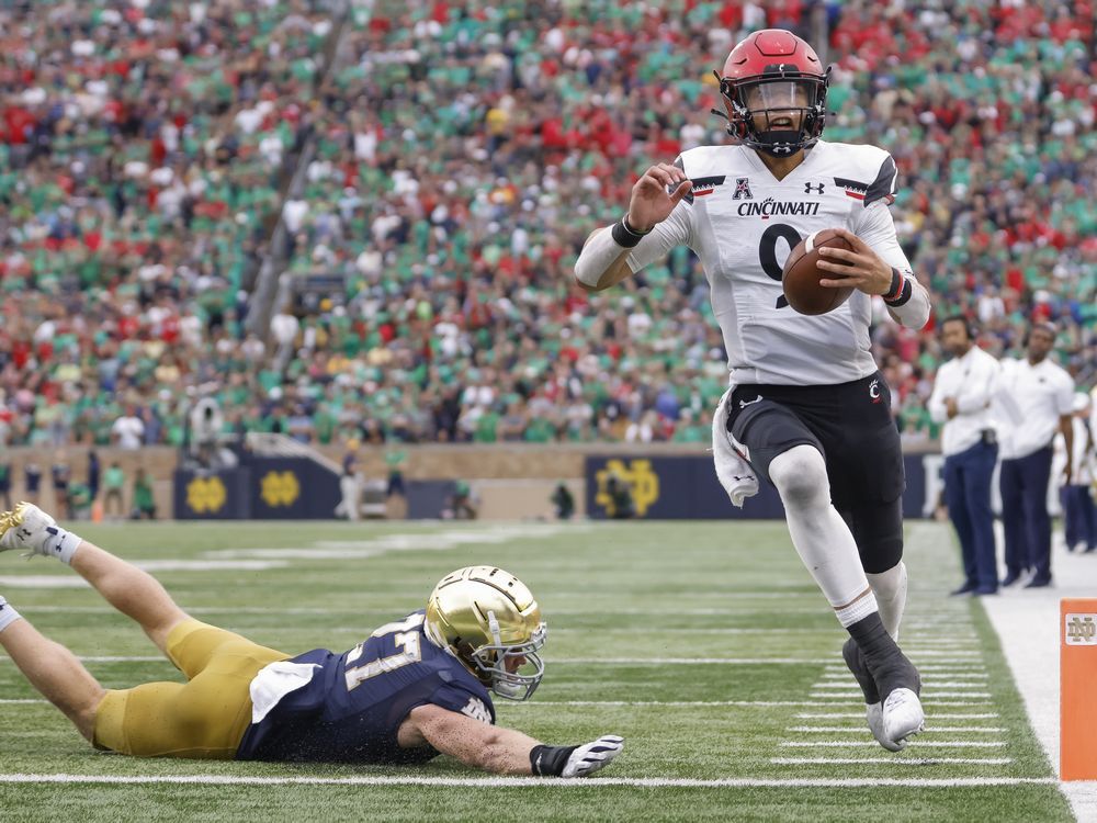 Bearcats one win away from possible berth in College Football Playoff