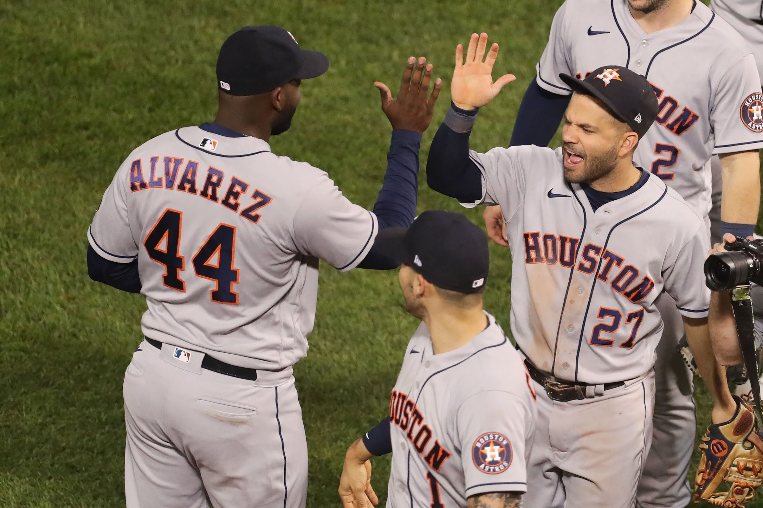 Astros' Yordan Alvarez makes case as MLB's best clutch bat