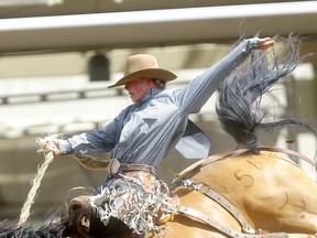 Wildwood's Dawson Hay qualified for this year's NFR in saddle bronc.