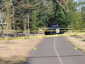 Police have taped off a section of the Bow River pathway between Centre St. and Edmonton Tr. N.E. and closed on eastbound lane on Memorial Dr. Friday morning after a man was found with several stab wounds at around 9:30 p.m. on Thursday