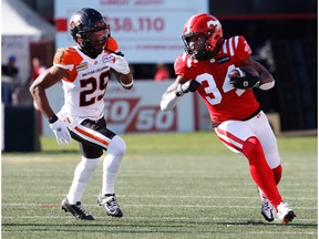 Stampeders running back Dedrick Mills runs the ball against the Lions on Saturday.