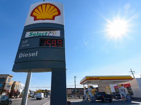 Price of gas is 159.9 cents/litre at a Shell gas station in Calgary on Tuesday, September 27, 2022.