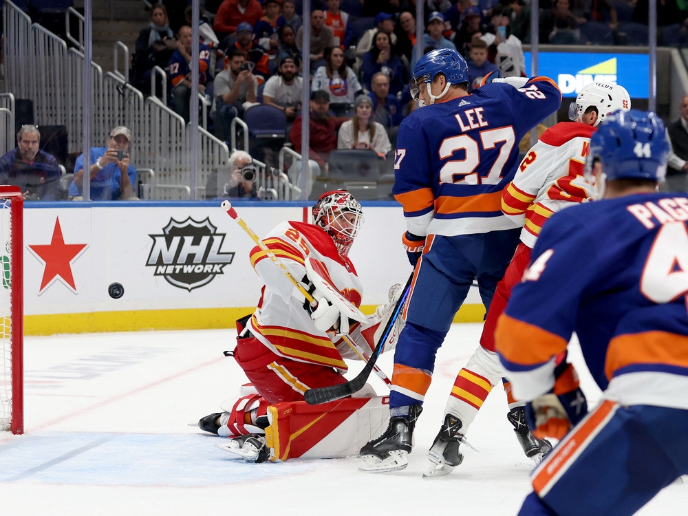 SNAPSHOTS Flames squander lead on Long Island, losing skid continues