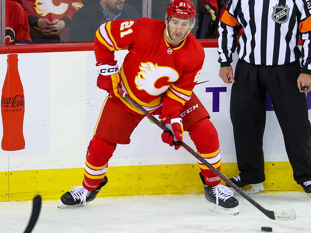 Calgary Flames' Milan Lucic snaps 50-game goal drought in win