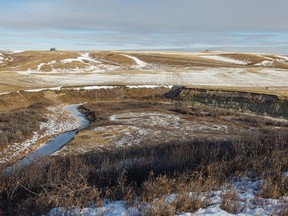 Big bend in the Kneehill Creek valley east of Carbon, Ab., on Tuesday, November 29, 2022.