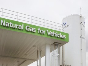 Natural-gas fuelling station