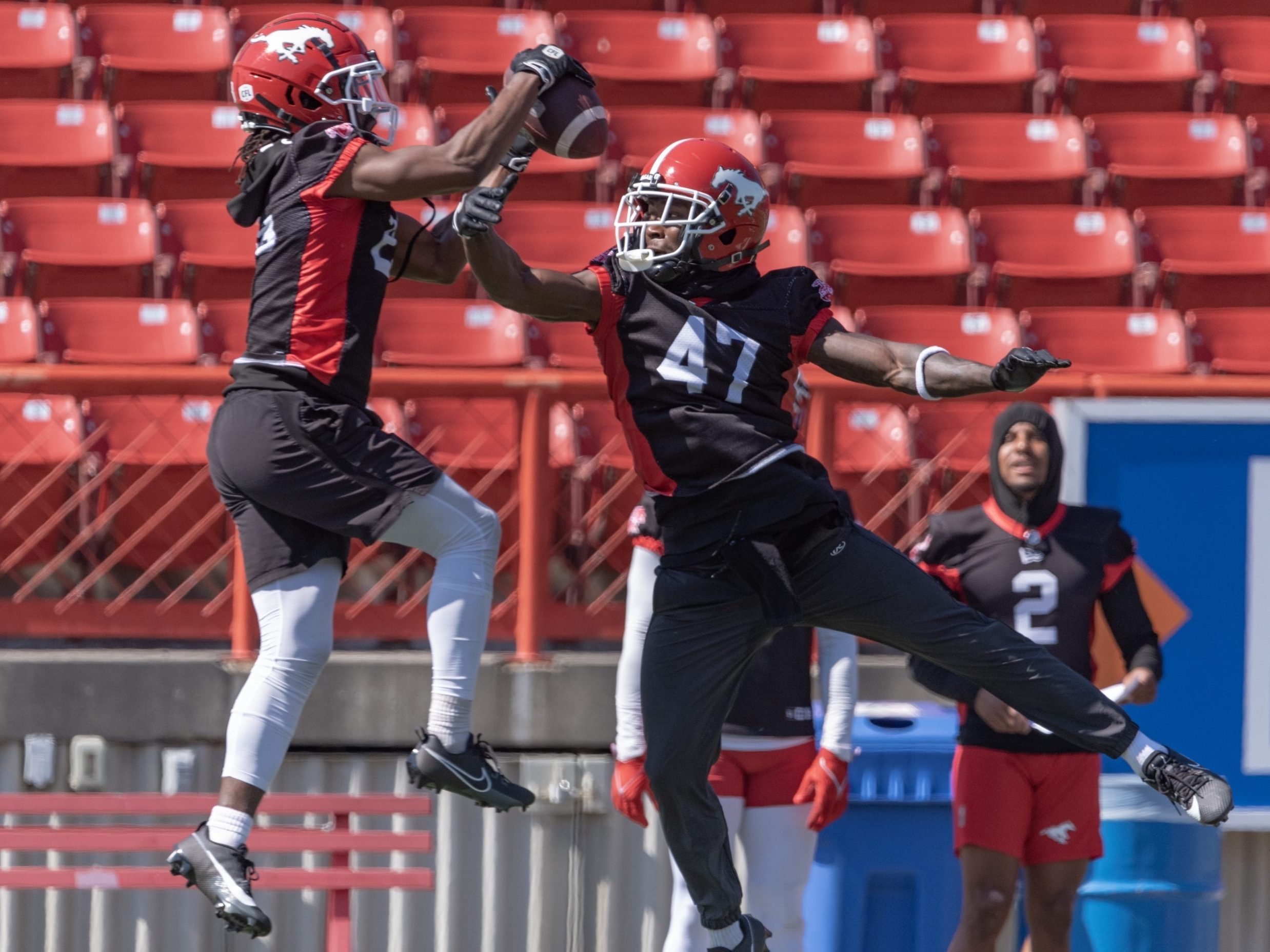 Calgary Stampeders sign five to practice roster, including NFL