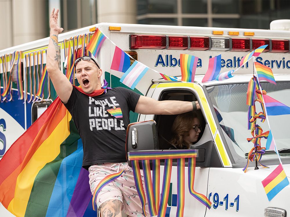 Thousands celebrate, show support at Calgary Pride parade Calgary Sun