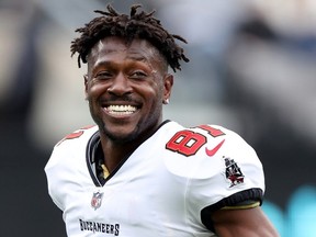 Antonio Brown of the Tampa Bay Buccaneers warms up prior to the game against the New York Jets at MetLife Stadium on January 02, 2022 in East Rutherford, New Jersey.