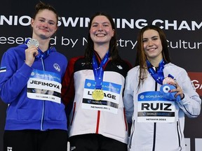 Alexanne Lepage, recrue des Dinos de Calgary, remporte des médailles d'or aux Championnats du monde juniors de natation