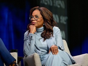 Oprah Winfrey with George Stephanopoulos and Arthur C. Brooks discuss "Build The Life You Want" at The 92nd Street Y, New York on September 12, 2023 in New York City.