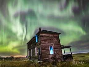 Northern lights in Carstairs, Alberta