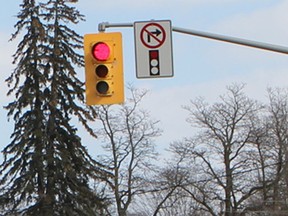 Right turn on red lights
