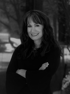 Nancy Grouni