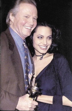 Angelina Jolie and dad Jon Voight at 1998 Golden Globe awards. (File Photo)