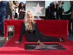 Mary J. Blige is honoured with a Star on The Hollywood Walk of Fame on Jan. 11, 2018 in Hollywood, Calif.  (Rich Polk/Getty Images for Netflix)