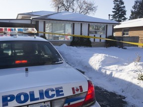 Toronto Police at the scene of a murder on Farley Crescent in Etobicoke on Thursday, January 4, 2018. Stan Behal/Toronto Sun