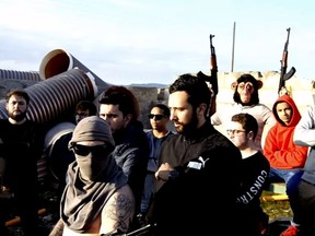 A screenshot of the music video for 'Se Consciente' by rapper Voltonyc.