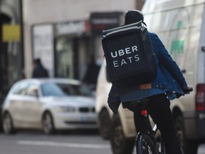 An UberEats rider cycles through central London on February 16, 2018 in London, England.(Jack Taylor/Getty Images)