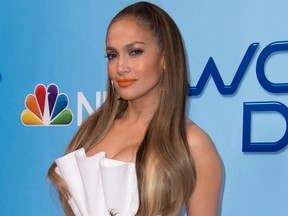 Singer and judge Jennifer Lopez attends the NBC Universal 'World of Dance' Red Carpet event, on January 30, 2018, in Universal City, California. / AFP PHOTO / VALERIE MACON (Photo credit should read VALERIE MACON/AFP/Getty Images)
