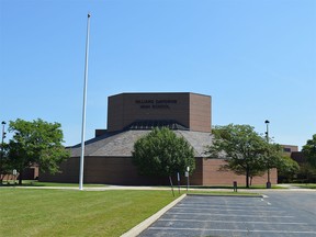 Hilliard Davidson High School in Hilliard, Ohio. (Wikimedia Commons/Sesamehoneytart/HO)