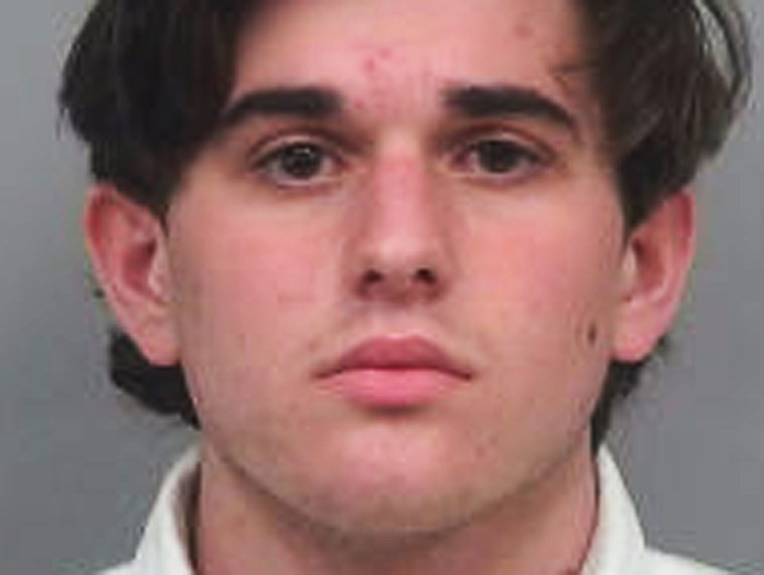 terroristic-threats-georgia-police-arrest-student-17-after-threats-to