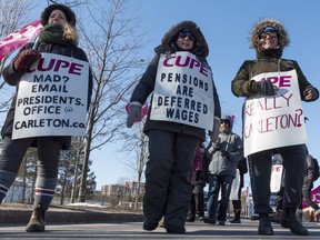 Carleton Univerrsity and its striking CUPE 2424 employees reached a tentative deal Monday night.