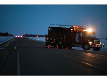 An emergency vehicle is seen near the crash site on April 6, 2018 after a bus carrying a junior ice hockey team collided with a semi-trailer truck between Tisdale and Nipawin, Saskatchewan province, killing 14 people. Hockey-mad Canada was in mourning on Saturday after a bus carrying a junior ice hockey team collided with a semi-trailer truck in Saskatchewan province, killing 14 people.In a country where love of the sport is almost a religion, the crash sparked an outpouring of grief among players and fans on social media, while national political leaders expressed their sympathies."We can now confirm 14 people have died as a result of this collision," the Royal Canadian Mounted Police said in a statement, which did not say how many of the victims were players or coaches of the Humboldt Broncos team.