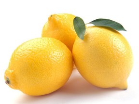 FOODFresh-lemons