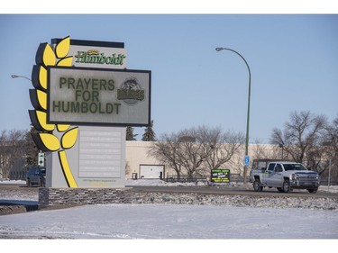 The welcome sign is shown in Humboldt, Sask., Saturday, April 7, 2018. RCMP say 14 people are dead and 14 people were injured Friday after a truck collided with a bus carrying a junior hockey team to a playoff game in northeastern Saskatchewan. Police say there were 28 people including the driver on board the Humboldt Broncos bus when the crash occurred at around 5 p.m. on Highway 35 north of Tisdale.