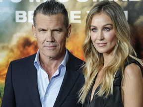 Josh Brolin and his wife, model Kathryn Boyd, attend the "Only the Brave" New York screening at iPic Theater on October 17, 2017. (KENA BETANCUR/AFP/Getty Images)