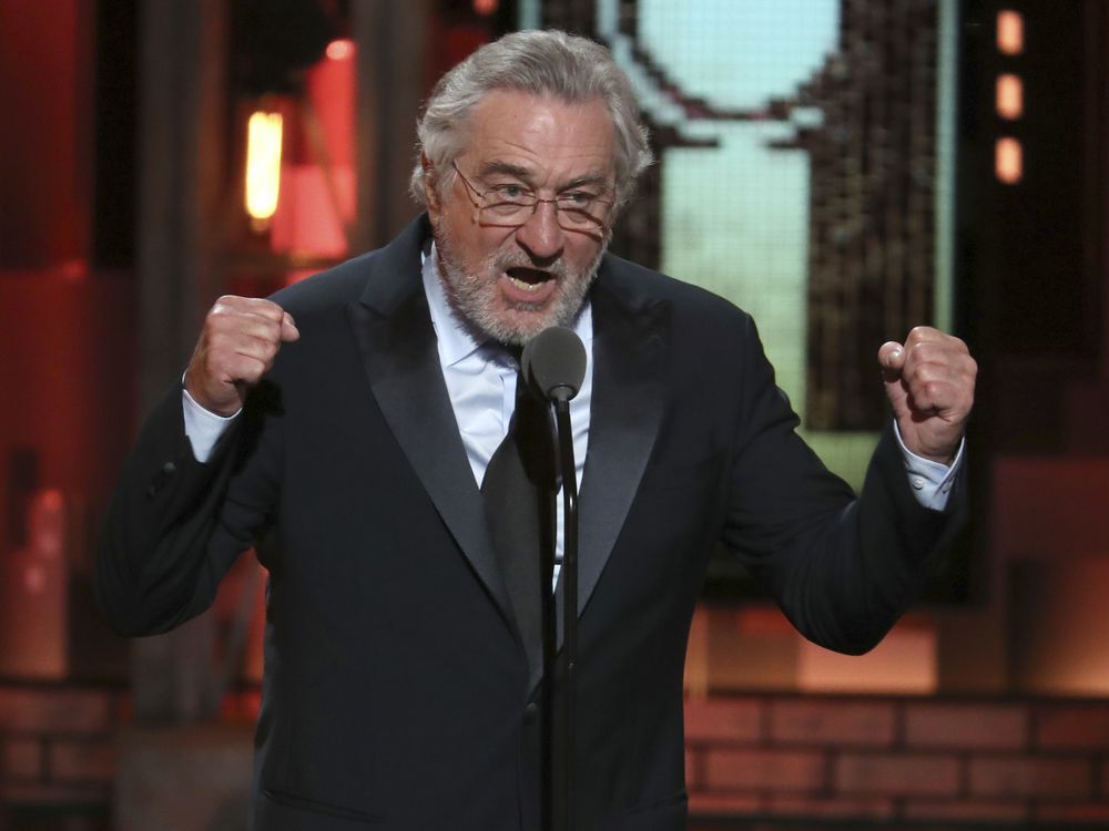 'F TRUMP' Robert De Niro bleeped at Tony Awards