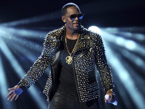 R. Kelly performs at the BET Awards in Los Angeles on June 30, 2013. (Frank Micelotta/Invision/AP)